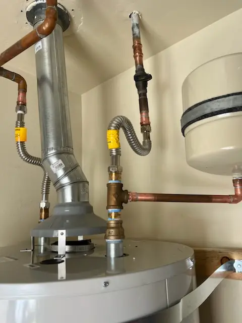 Water heater installation and plumbing repair in Weisenberg